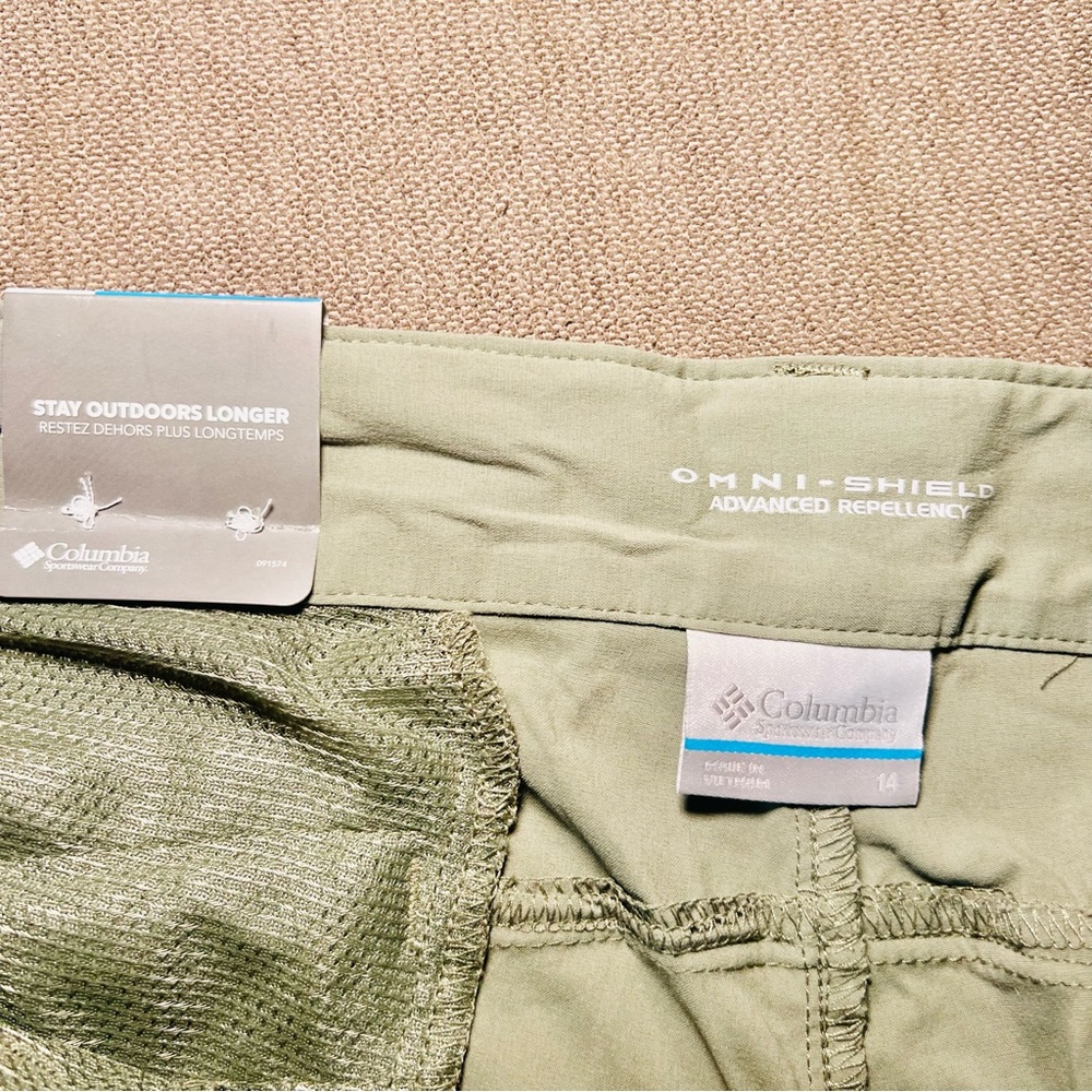 Columbia Women’s Green Saturday Trail Shorts 5” Inseam Omni-Shield Sz 14 RN69724 - Picture 10 of 11